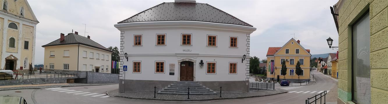Muzejska hiša Semič