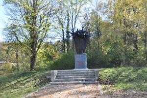 Spominsko obeležje na Gornjih Lazah